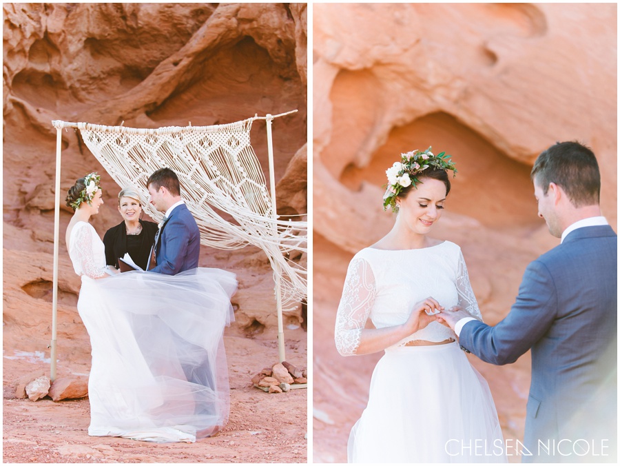 Valley of Fire Desert Wedding Ceremony | Chelsea Nicole Photography